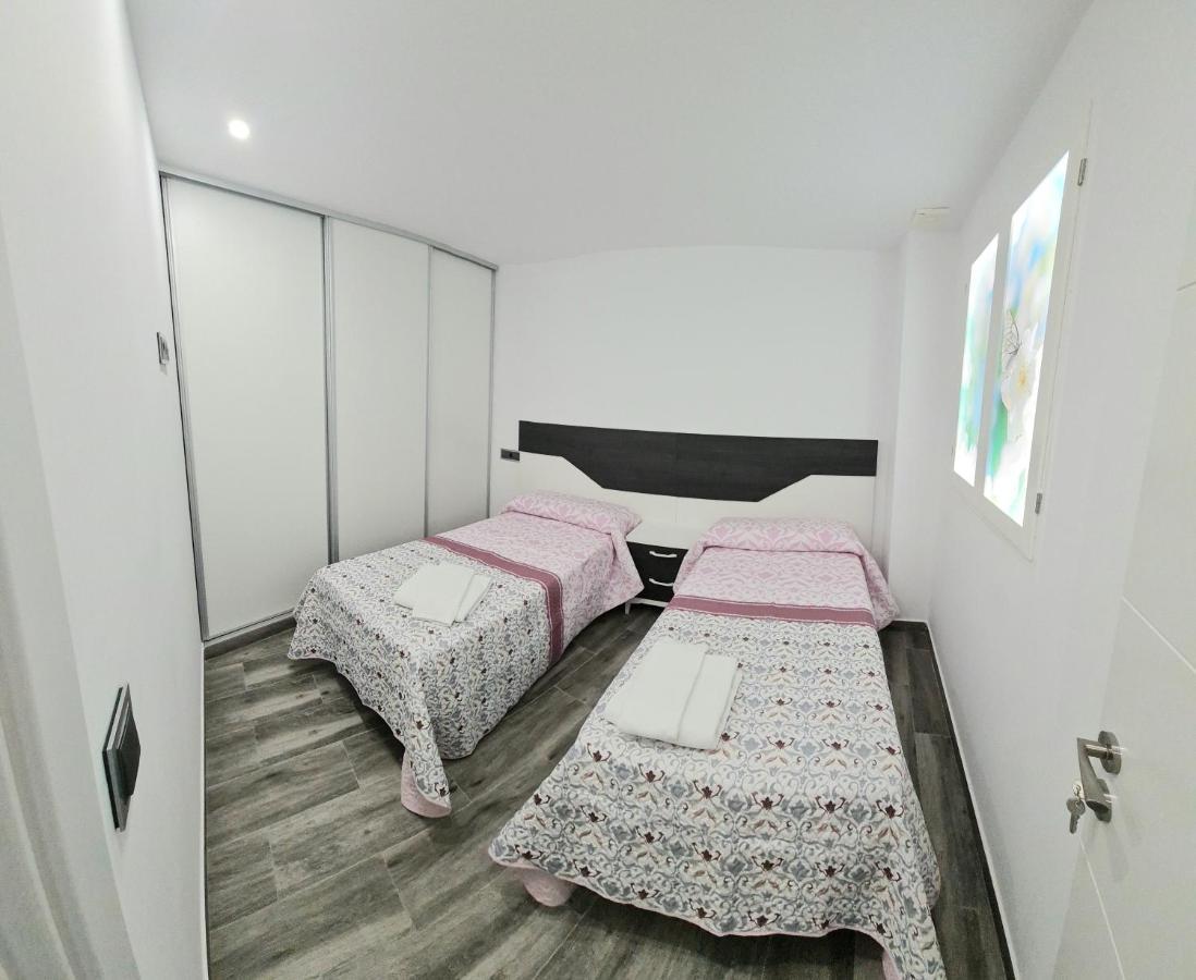 Apartamentos Desamparados Murcia Bagian luar foto
